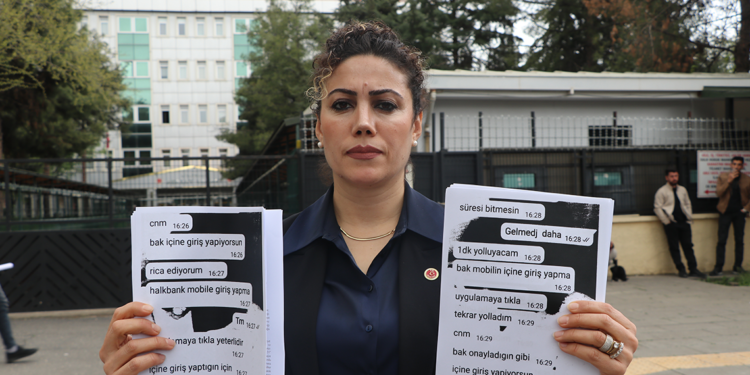 Kadın muhtarın adına açılan sahte hesapla mahalleliyi dolandırdılar