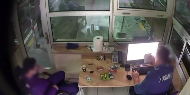 Kapıkule'de 38 gümrük muhafaza memuru gözaltında