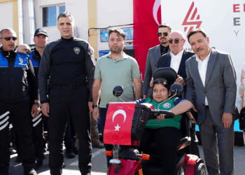 Kayseri'de 130 adet akülü araç dağıtımı gerçekleştirildi