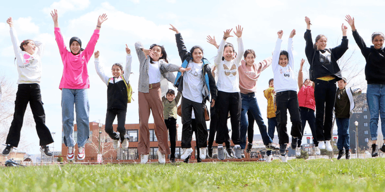 Kırsalda yaşayan 23 ortaokul öğrencisi, Erzurum'u ilk kez gördü