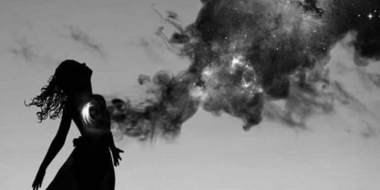 Küllerinden; Kadın