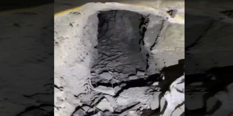 Pençe-Kilit bölgesinde mağarada silah mühimmat ve yaşam malzemesi ele geçirildi