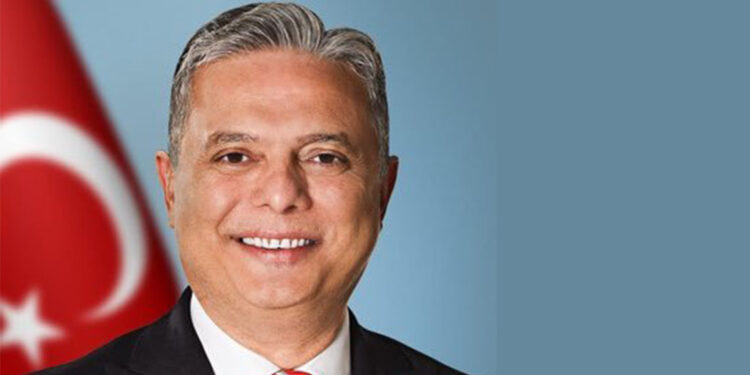 Muratpaşa Belediye Başkanı Ümit Uysal CHP Genel Başkan adayı oldu