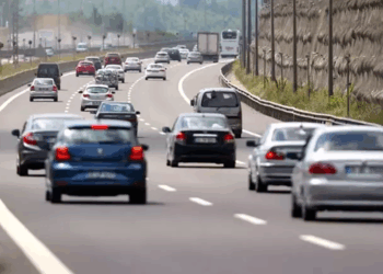 Martta 195 bin 682 taşıtın trafiğe kaydı yapıldı