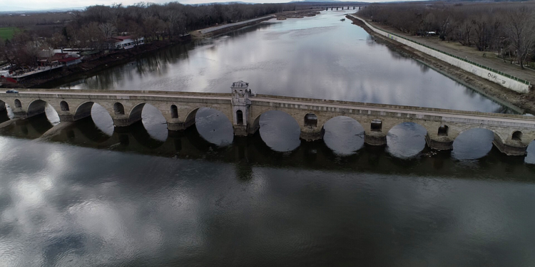 Meriç Nehri kuraklıkla mücadele ediyor