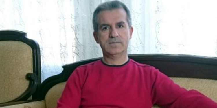 Otomobilin çarptığı bisiklet sürücüsü öğretmen hayatını kaybetti