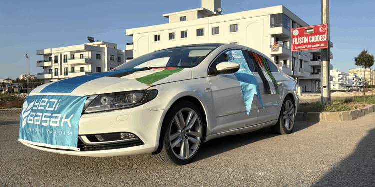 Otomobilini Gazze için bağışladı