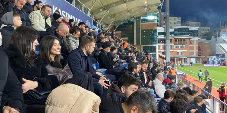 İngiltere Premier Lig ekipleri Berke Özer'i izlemeye geldi