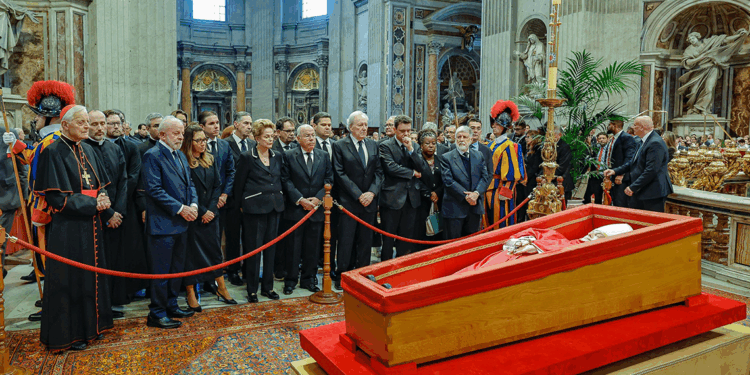 Papa Franciscus için cenaze töreni 