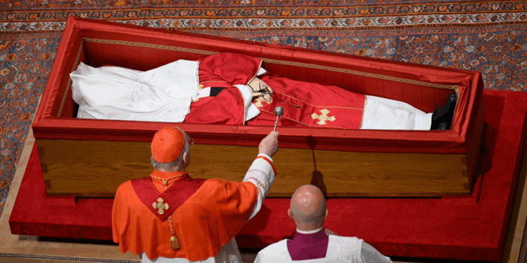 Papa'nın cenaze töreni için hazırlıklar tamamlandı