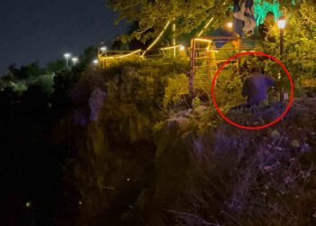 Antalya'da kız arkadaşıyla tartışıp falezlere çıktı