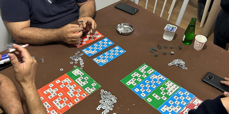 Sosyal medyada canlı yayınlanan kumara suçüstü