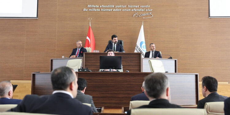Sultangazi Belediyesi'nin 2024 Faaliyet Raporu’na meclis onayı