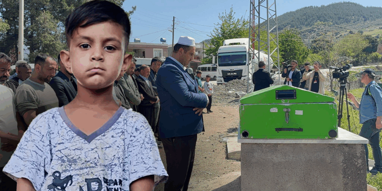 Sulama kanalında cansız bedeni bulunan Cumali, toprağa verildi