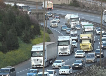 TEM'in Kocaeli geçişinde bayram dönüşü yolculuğu