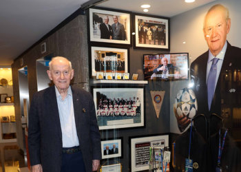TFF Müzesi'nde Şenes Erzik Köşesi açıldı