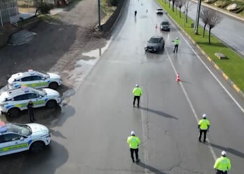 Bayram tatilindeki trafik kazalarında 72 kişi hayatını kaybetti