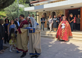 Türkiye'nin tek Ermeni mahallesinde Paskalya ayini
