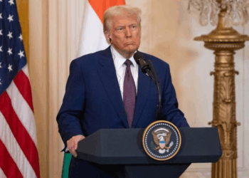 Trump'tan Zelenskiy'e: Anlaşmayı hemen imzala