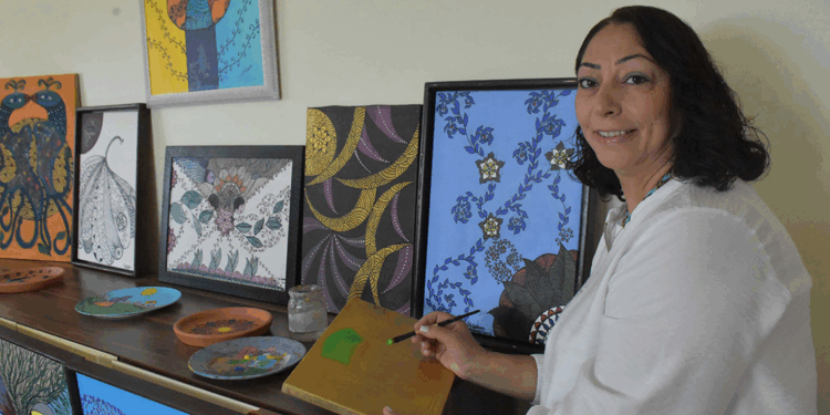 Türkiye'nin ilk halk resmi sanatçısı, Anadolu kültürünü resme döküyor