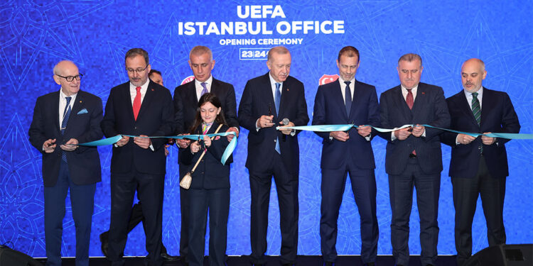 UEFA'nın İstanbul'daki temsilciliğinin açılışı yapıldı