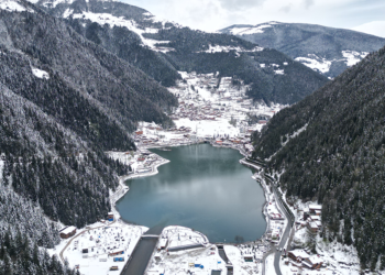 Uzungöl'de nisan karı güzelliği