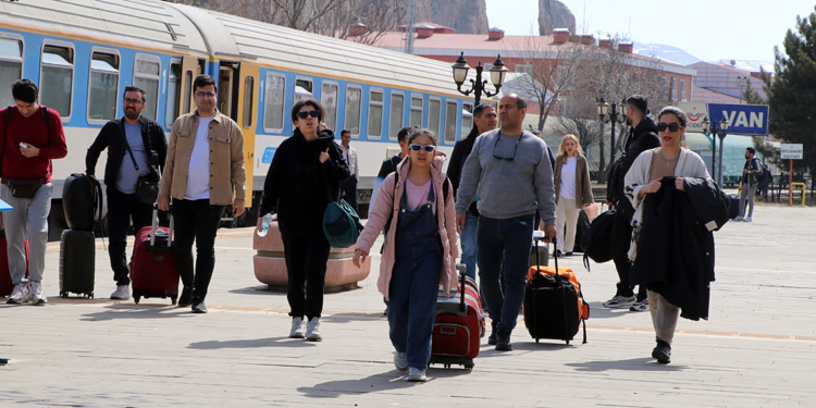 Van'da nevruz tatilinde otellerin doluluk oranı yüzde 40'larda kaldı