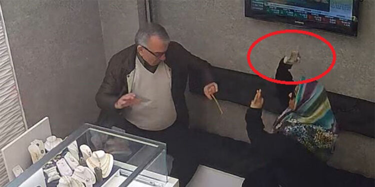 Yaşlı gibi davranıp taş ve biber gazıyla kuyumcu soymaya kalkan kadının ifadesi ortaya çıktı