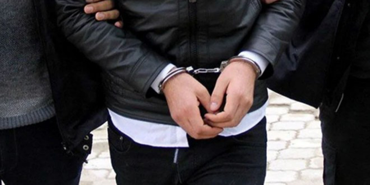 Yabancılara usulsüz gayrimenkul satışı yapan 11 şüpheli tutuklandı