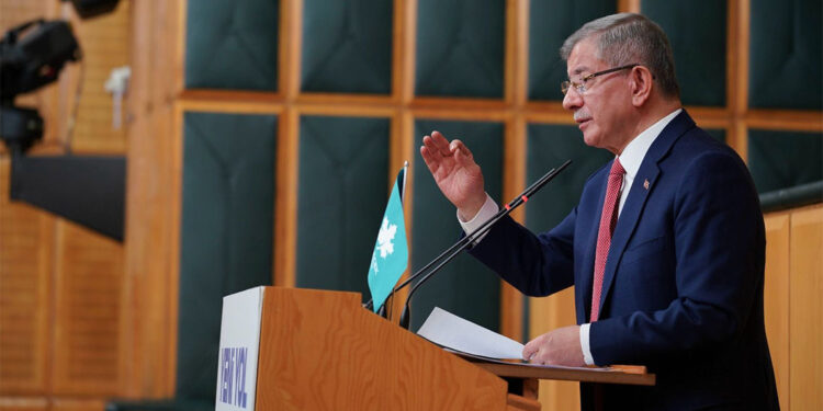 Ahmet Davutoğlu Sırrı Süreyya Önder'i ziyaret edecek