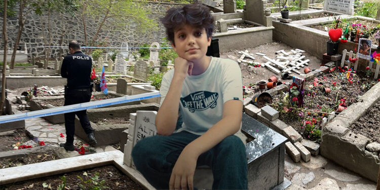 Ahmet Minguzzi'nin mezarına saldırı