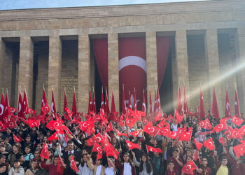 Anıtkabir'i 23 Nisan'da 236 bin kişi ziyaret etti