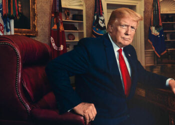 Trump'a suikast girişimini tasvir eden tablo Beyaz Saray'a asıldı