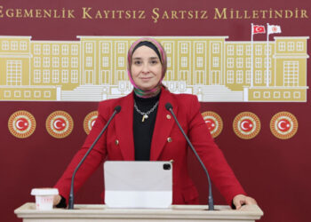 Sokakta sentetik haplar peynir ekmek gibi ucuza dağıtılıyor