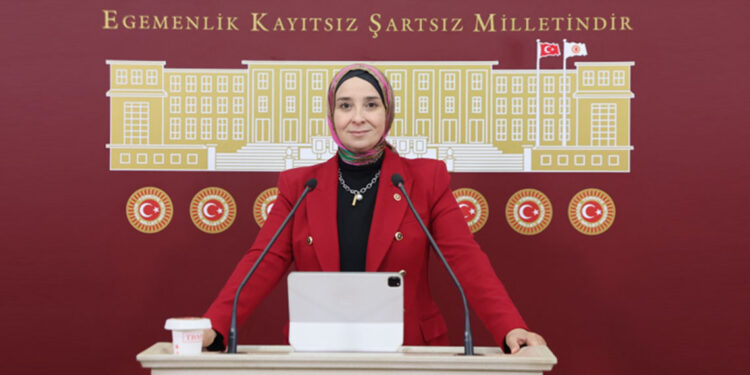 Sokakta sentetik haplar peynir ekmek gibi ucuza dağıtılıyor