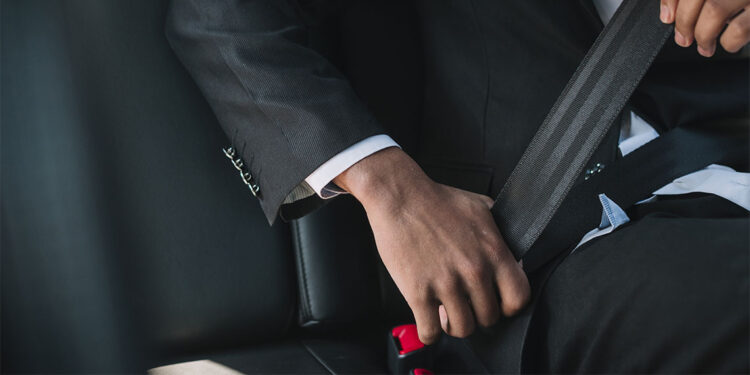 Emniyet kemeri takmadığı belirlenen 17 bin 427 sürücüye işlem yapıldı