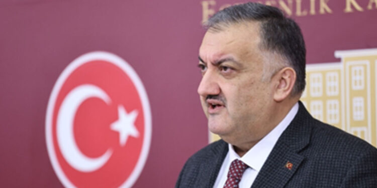 Okul önlerinde meydana gelen trafik kazaları Meclis gündeminde