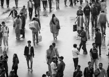 Varlığımız ile yokluğumuz arasında var olan “Hiç”