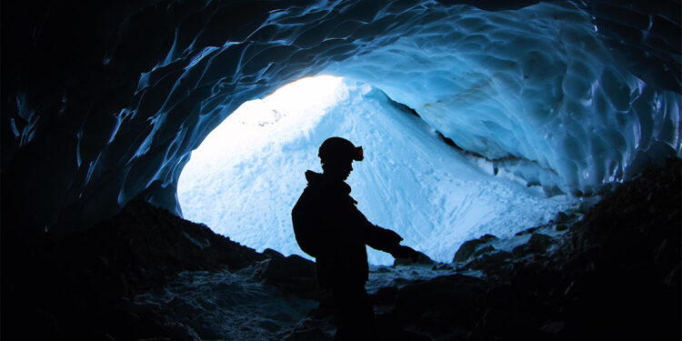 Maden ocağında göçük meydana geldi 1 işçi mahsur kaldı