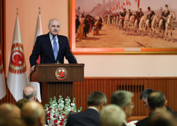 Numan Kurtulmuş resmi temaslarda bulunmak üzere Kırgızistan'a gidecek