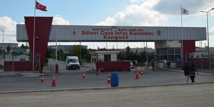 İBB tutukluları farklı şehirlere sevk ediliyor