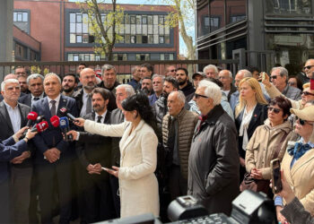 MEB'in "proje okulları" uygulamasına tepki