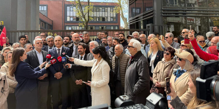 MEB'in "proje okulları" uygulamasına tepki