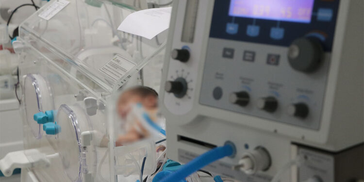 Yenidoğan davasında 10 sanığa tahliye 