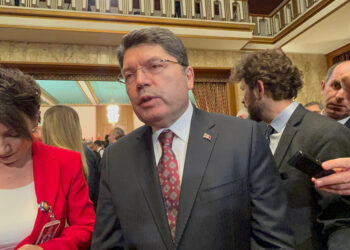 Yılmaz Tunç Dem Parti ile bugün görüşecek