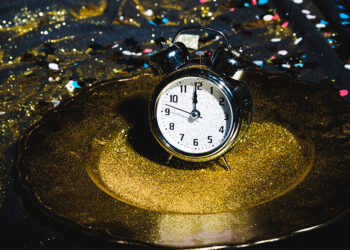 Zamanın kokusu: Eski bir saatin ardından