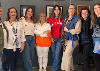 MB Sanat Evi Anneler Günü Sergisi Açıldı