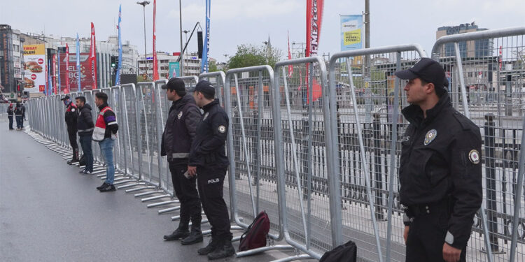 Kadıköy'de güvenlik önlemleri alındı