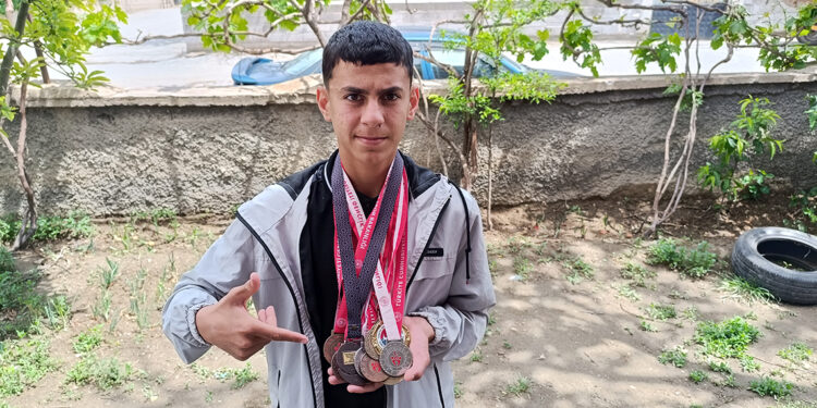 13 madalyalı yürüyüş sporcusu Yusuf'un hedefi milli takım