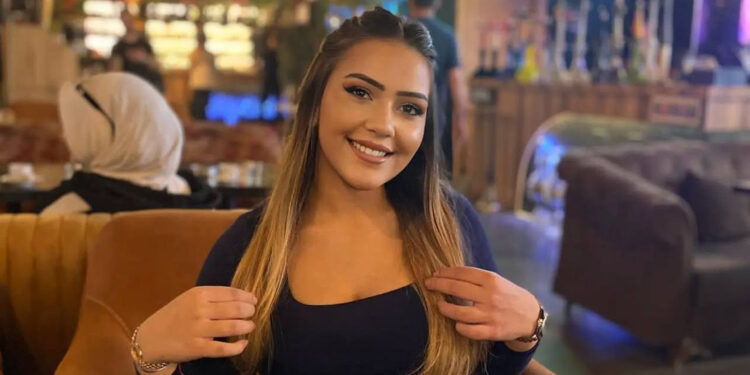 19 yaşındaki Deniz Karakaya, evde ölü bulundu